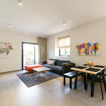 Sunny Luxury Apartments Tel Aviv Exteriör bild