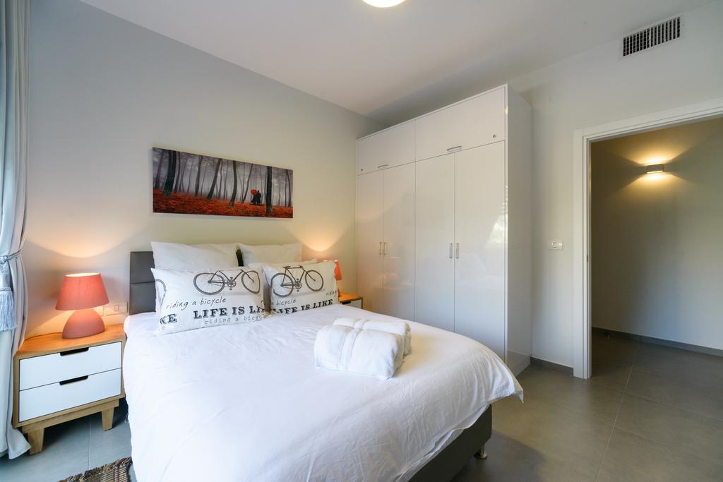 Sunny Luxury Apartments Tel Aviv Exteriör bild