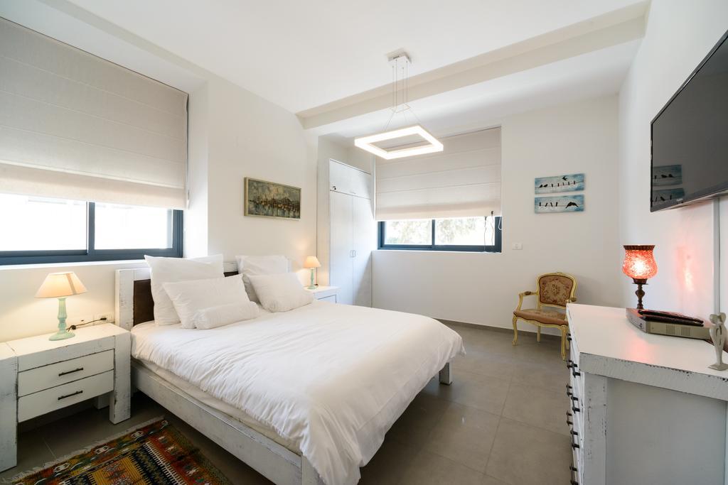 Sunny Luxury Apartments Tel Aviv Exteriör bild