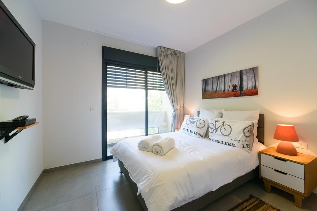 Sunny Luxury Apartments Tel Aviv Exteriör bild