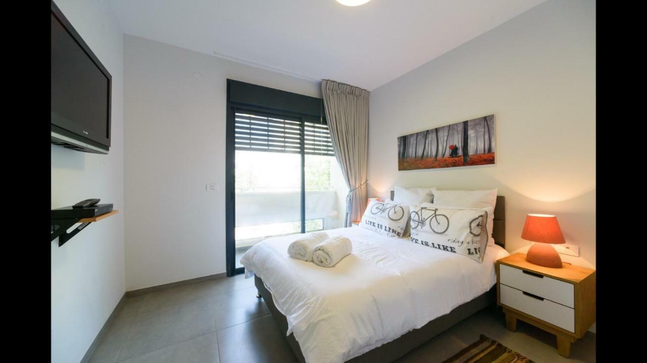 Sunny Luxury Apartments Tel Aviv Exteriör bild